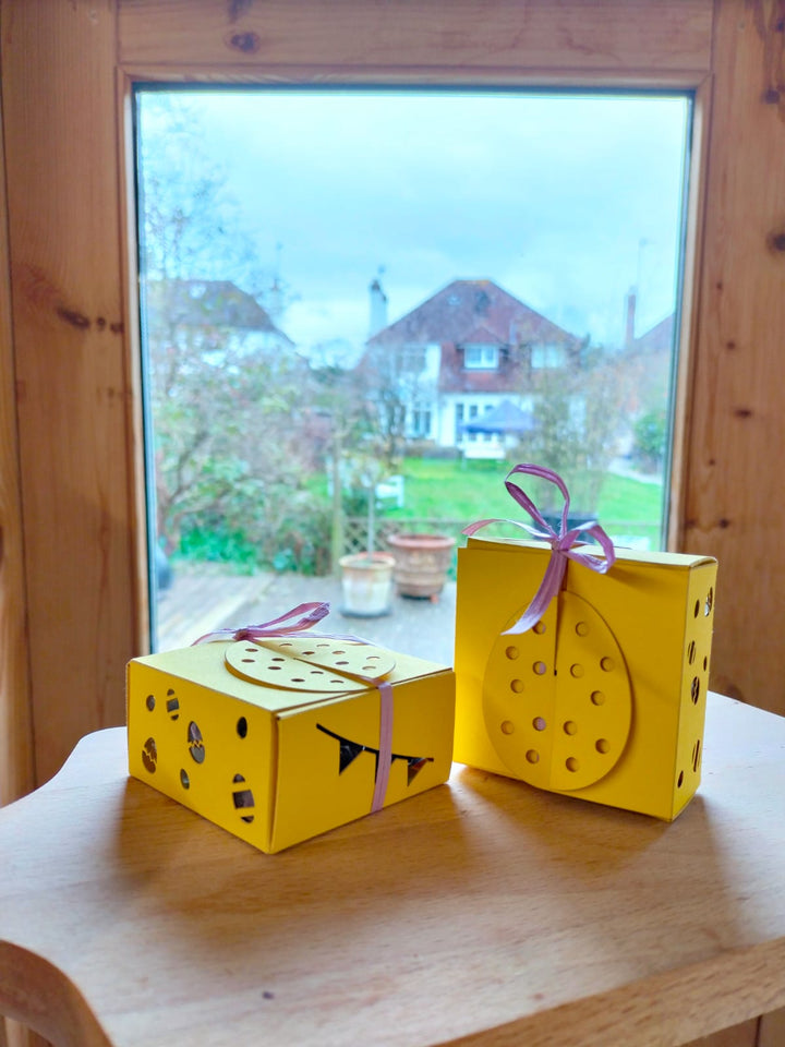 Hot Cross Bun Mini Eggs